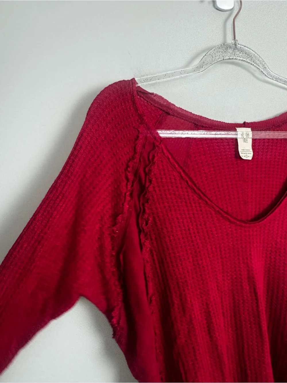 FREE PEOPLE | WE THE FREE Cranberry V-Neck Waffle Thermal Top Women’s Size Small